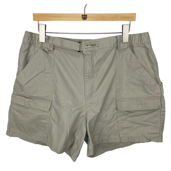 Columbia PFG Light Khaki Shorts - Men's XL - Picture 1 of 4